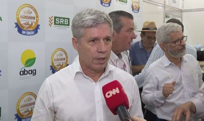 Agricultura do Brasil é saída para países em guerra tarifária, diz ministro