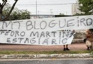 Crise na Vila: torcedores do Santos protestam contra a diretoria
