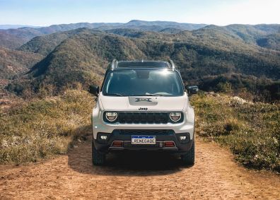 Jeep Renegade 10 Anos comemora primeira década de fabricação no Brasil