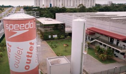 Speedo aposta em tecido de milho para reduzir custos e emissão de carbono