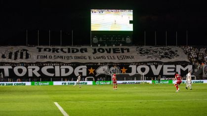 Vila Belmiro vive noite tensa após empate do Santos na Copa do Brasil