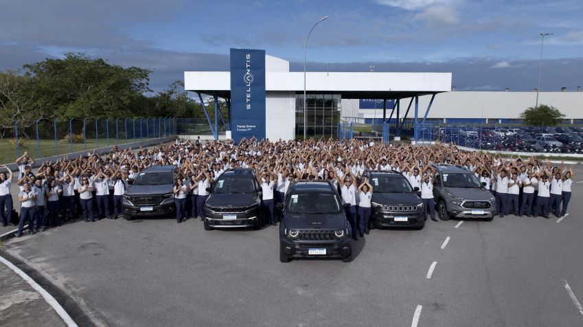 Quase 2 milhões de carros já foram produzidos pela Stellantis em Goiana (PE) • Divulgação