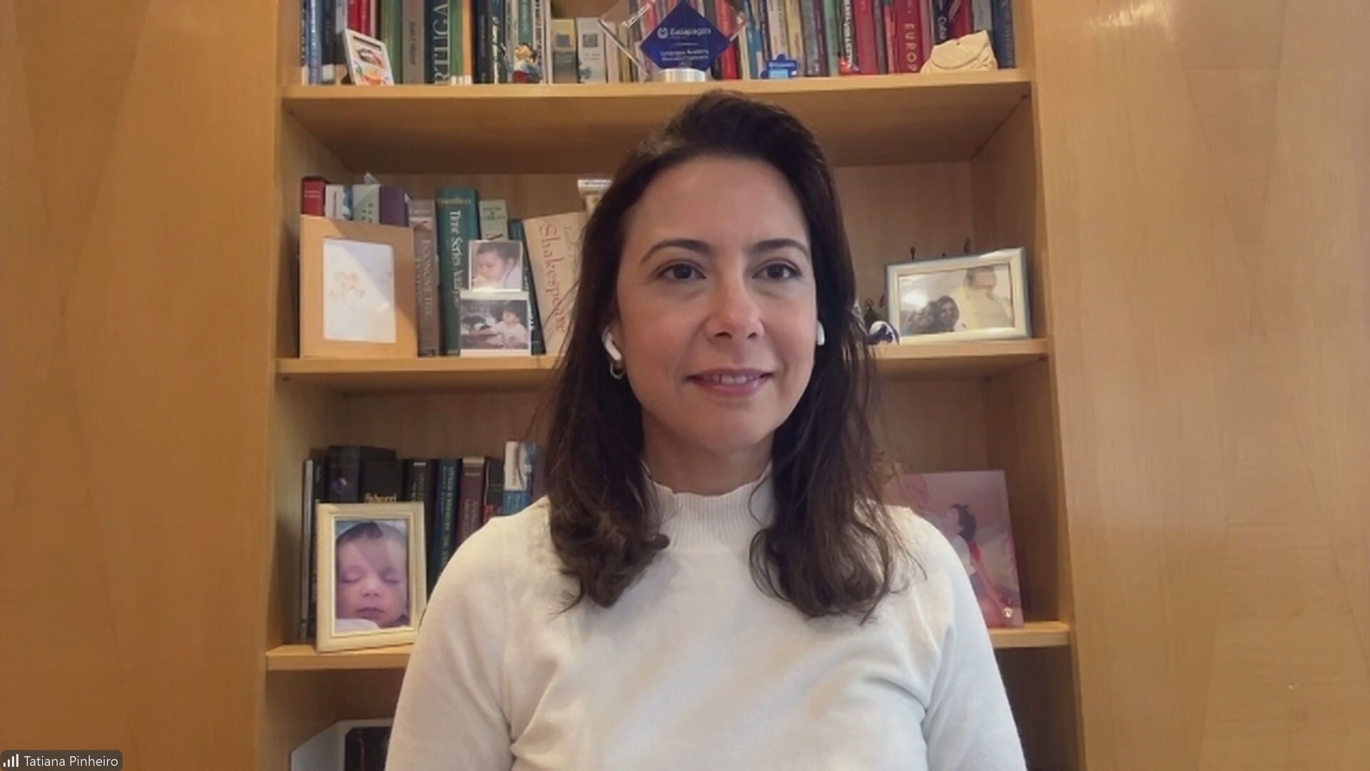Setor de serviços sofrerá mais com iof, diz economista da galápagos | cnn brasil