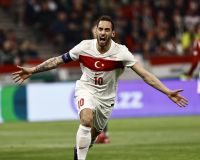 Meia da Inter, Çalhanoglu mira feito inédito na final da Champions League