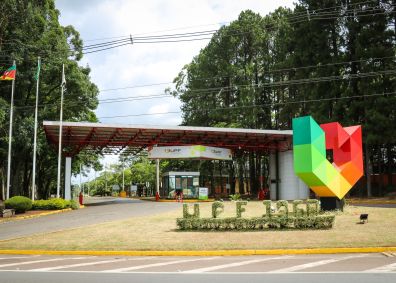 Fachada da Universidade de Passo Fundo