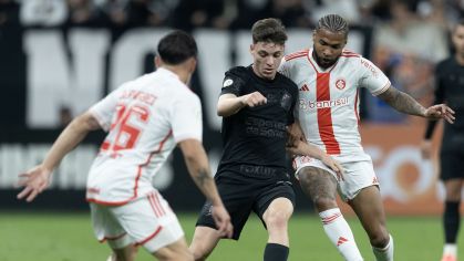 Último Corinthians x Internacional, em 2024, terminou 2 a 2