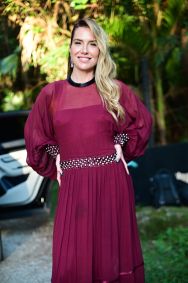 Promoter Valentina Drummond no casamento da atriz Isis Valverde