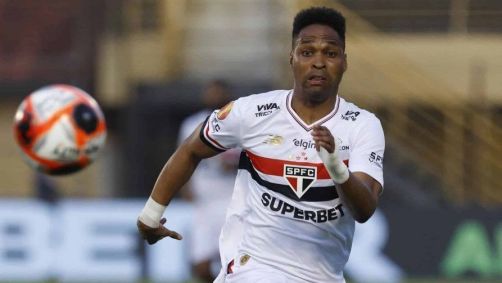 Wendell durante partida pelo São Paulo