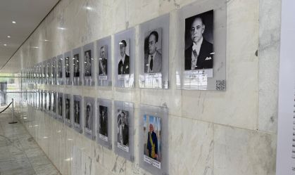 Lula cobra e Planalto atualiza informações de galeria de ex-presidentes