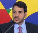 AGU pede investigação sobre suspeita de lucros ilícitos com tarifa de Trump
