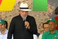 Lula defende regulação de redes: "Tudo tem controle, menos os aplicativos"
