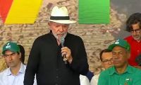 Lula defende regulação de redes: "Tudo tem controle, menos os aplicativos"
