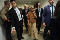 Marina Silva deixa sessão após senador dizer que ela não merece respeito