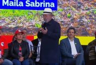Lula faz gesto a Haddad em meio a críticas: Consertar economia leva tempo
