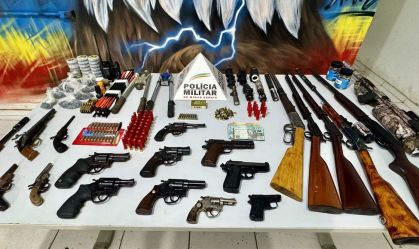 PM apreende 20 armas de fogo e mais de 600 munições em Minas Gerais