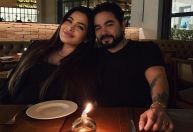 Yudi e esposa decidem fazer bazar antes de mudança: "Levantar uma verba"