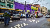 Motorista de ônibus tem mal súbito e bate em 9 carros estacionados no RS