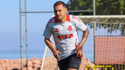 Alan Patrick em treino do Internacional