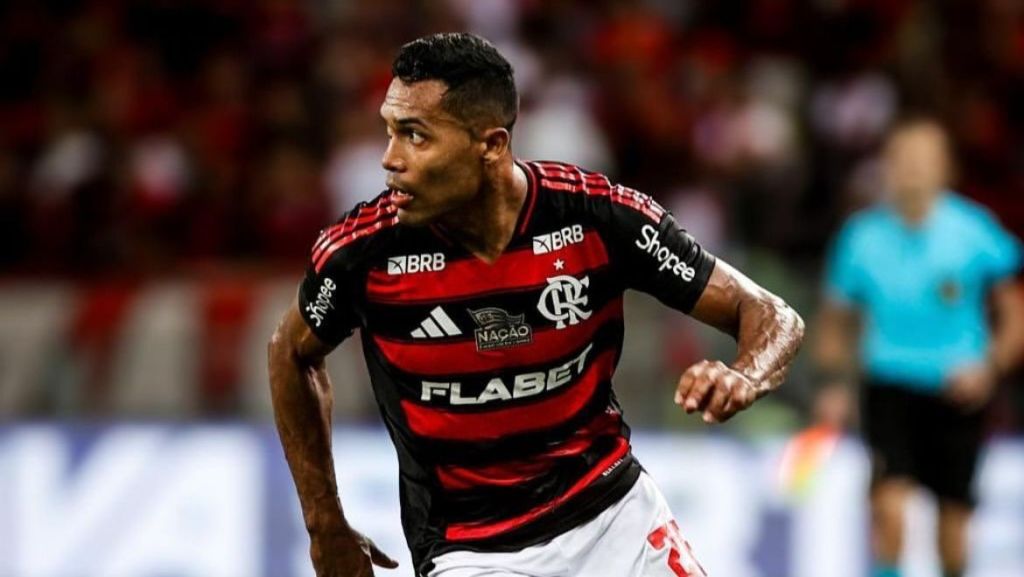 Alex Sandro, lateral do Flamengo