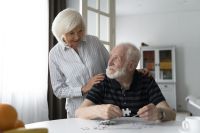 União Europeia aprova remédio de última geração para tratar Alzheimer
