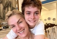 Ana Hickmann sobre o Dia das Mães: "Meu filho é meu melhor amigo"