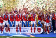Arsenal vence Barcelona e conquista a Champions Feminina após 18 anos