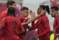 Bayern empata com Leipzig em jogo agitado e adia grito de campeão de Kane