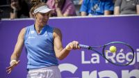 Bia Haddad leva virada e cai na estreia em Roland Garros