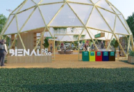 Chinelos descartados nas praias viram arte na Bienal do Lixo