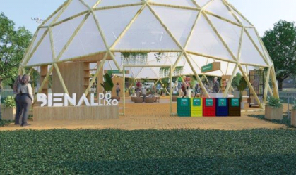 Chinelos descartados nas praias viram arte na Bienal do Lixo