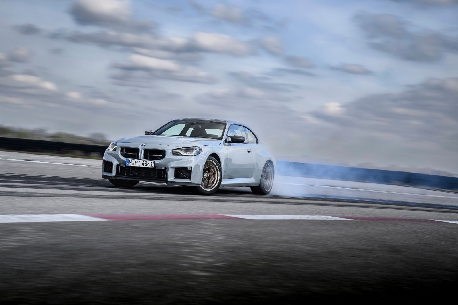 Novo BMW M2 CS