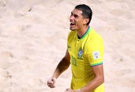 Brasil vence Belarus e se torna heptacampeão no futebol de areia