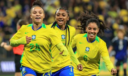 Dudinha brilhou em amistoso contra o Japão