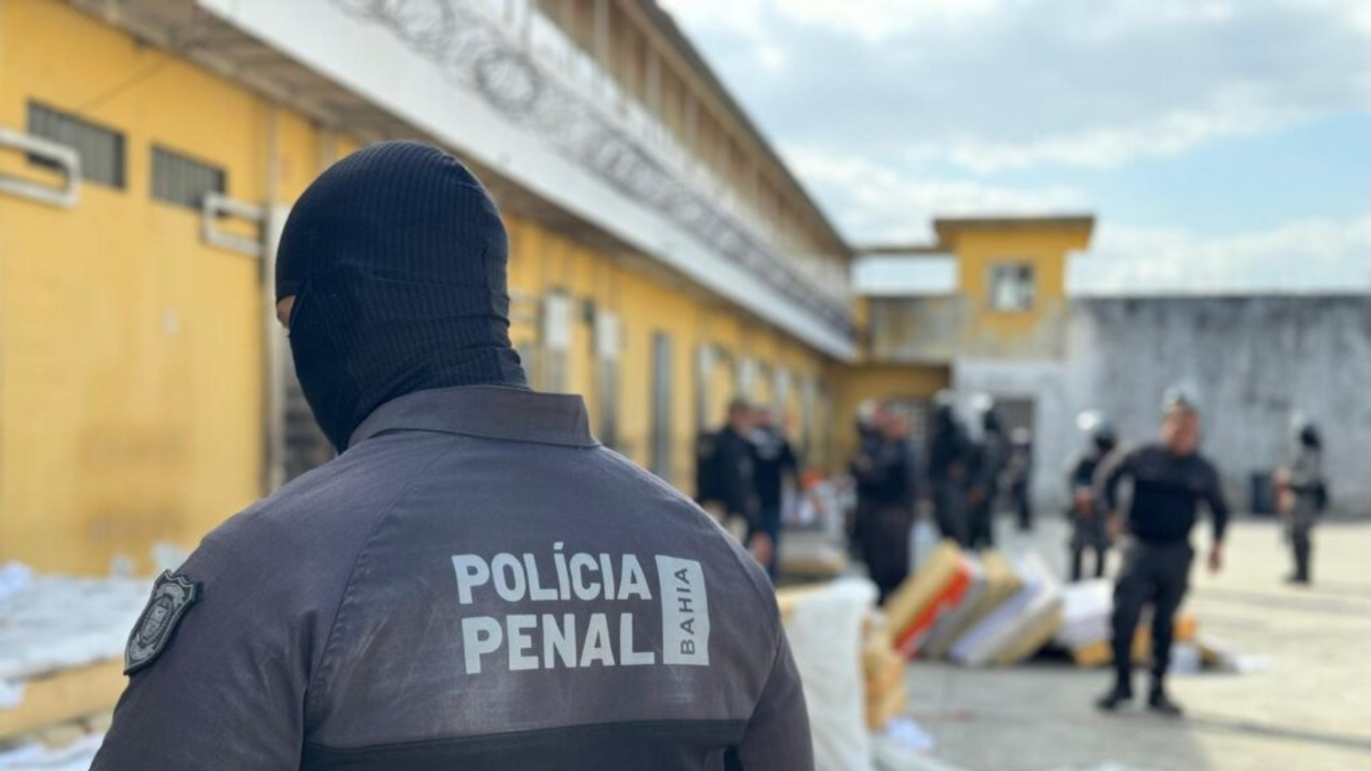 OPERAÇÃO LOCKDOWN