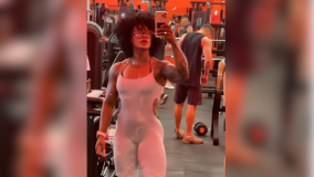 &quot;Monster&quot;, fisiculturista atacada ao ser confundida com mulher trans