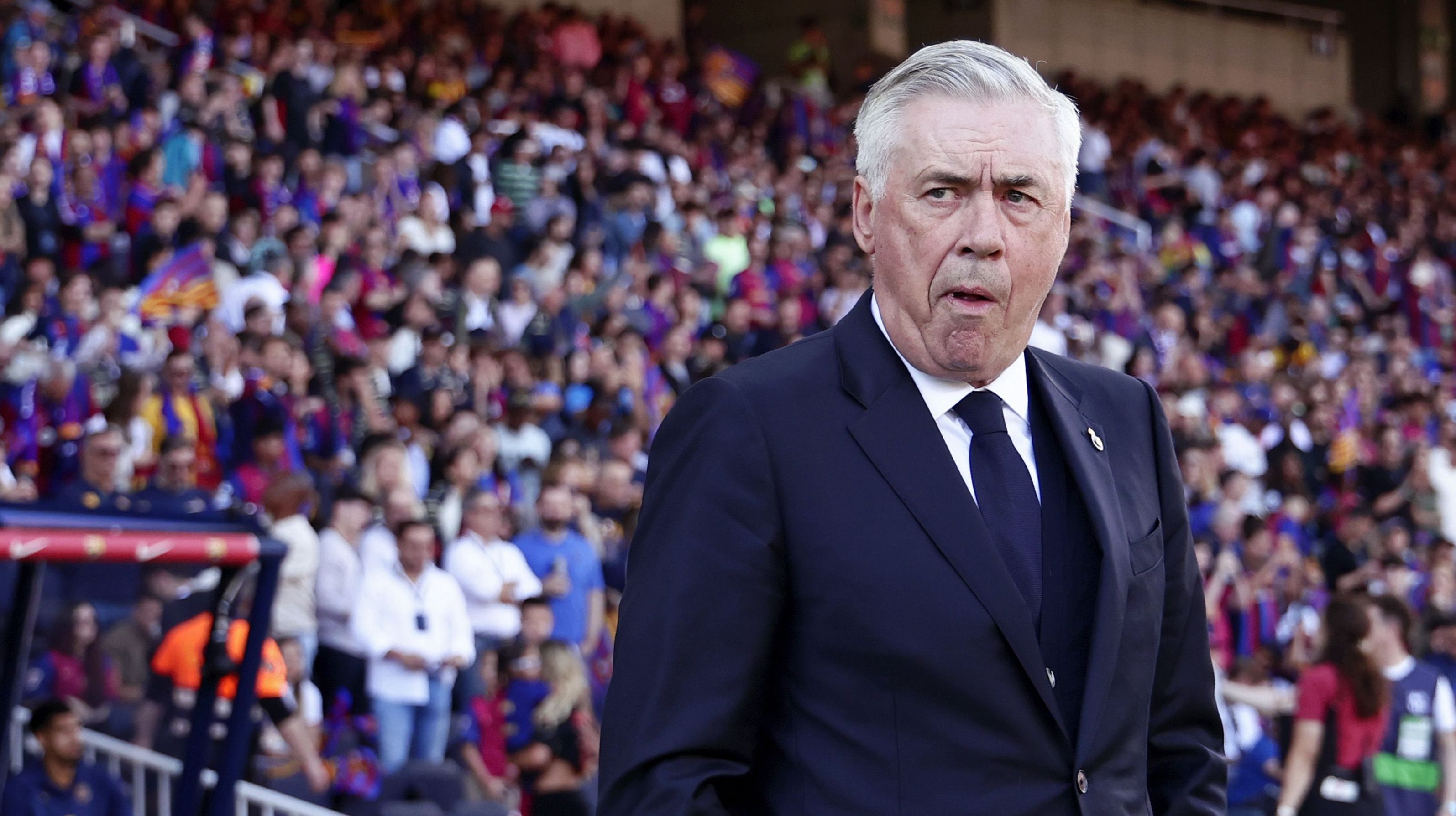 Carlo Ancelotti durante o clássico entre Barcelona x Real Madrid