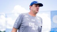 São Paulo enfrenta o Bahia para manter tabu contra Rogério Ceni
