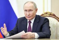 Putin defende uso de moedas locais em transações de países dos Brics