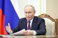 Putin anuncia criação de "zona de segurança" na fronteira com a Ucrânia