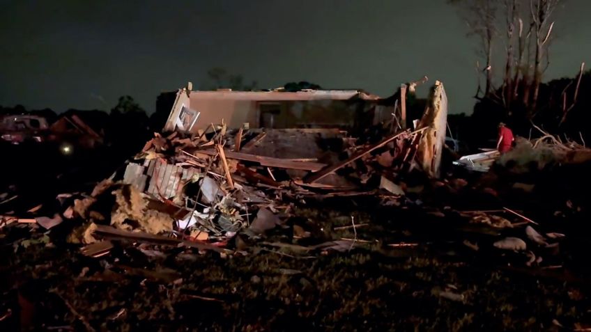 Danos causados pelos tornados na área de Sunshine Hills, no Kentucky • Laurel County Fiscal Court via CNN Newsource