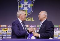 Ancelotti escreve em português após apresentação: "Vamos juntos"