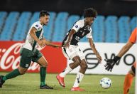 Racing 0 x 1 Corinthians: veja os melhores momentos da partida