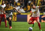Criciúma bate Red Bull Bragantino e abre vantagem na Copa do Brasil