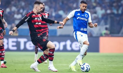 Lance de Cruzeiro x Flamengo, no Mineirão
