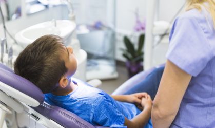 ONG seleciona jovens para tratamento dental gratuito em 148 municípios