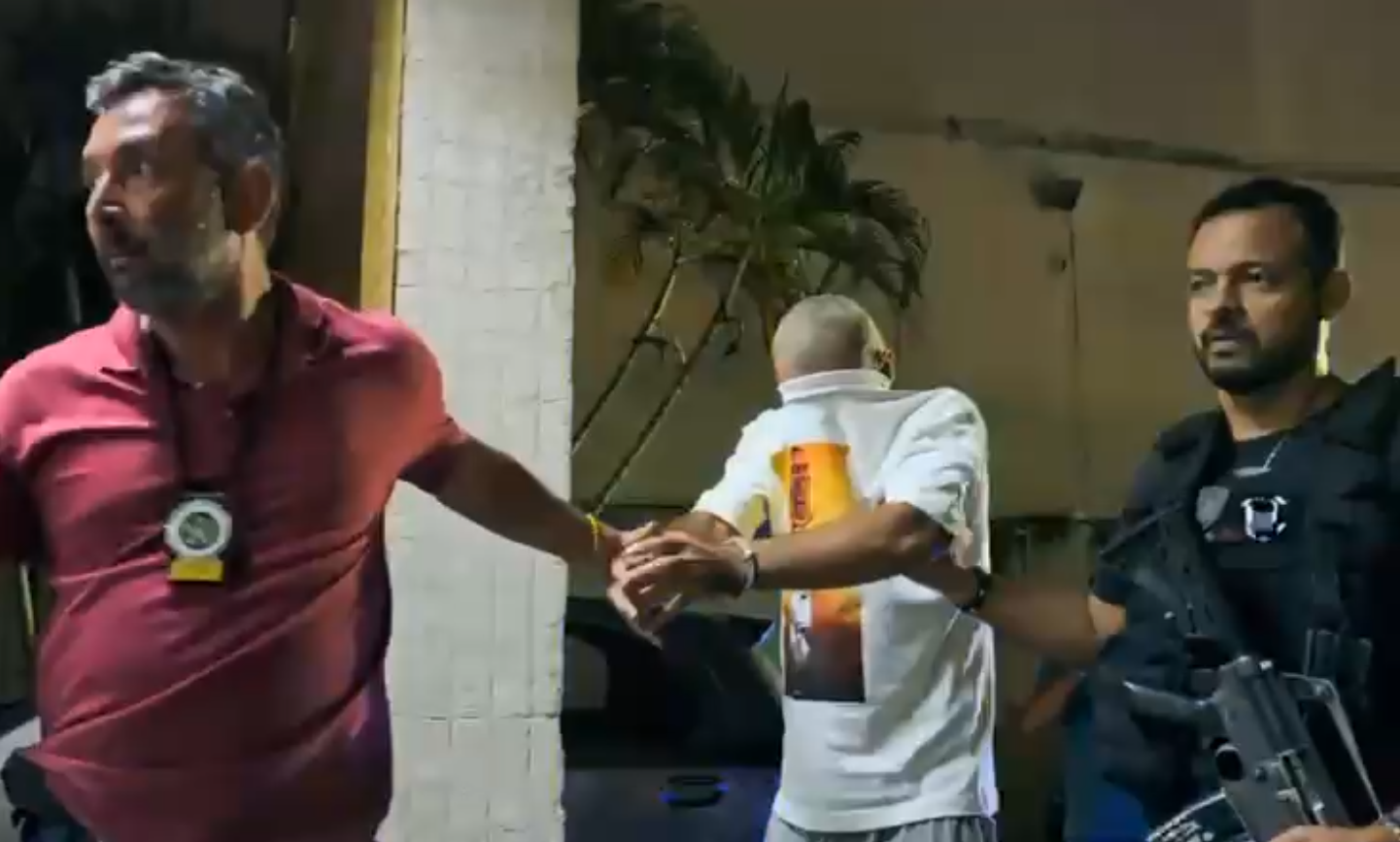 Imagem de destaque do post: "Estou moldando na dor”, diz homem preso suspeito de torturar enteada