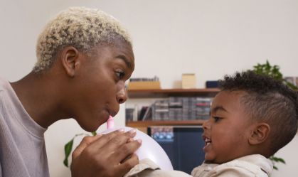 Dia das Mães joga luz sobre a rotina e as demandas das mães atípicas