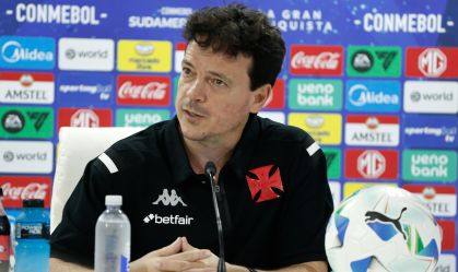 Fernando Diniz elogia Coutinho em apresentação no Vasco: "Indispensável"