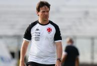 Vasco recebe o Operário-PR com vaga em disputa na Copa do Brasil