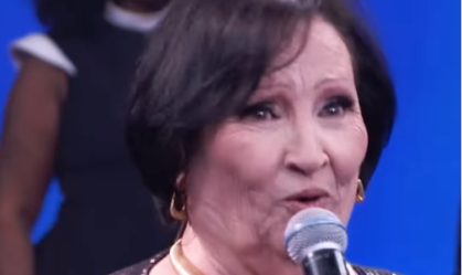 Dona Déa se emociona e diz que só verá Paulo Gustavo "quando partir"